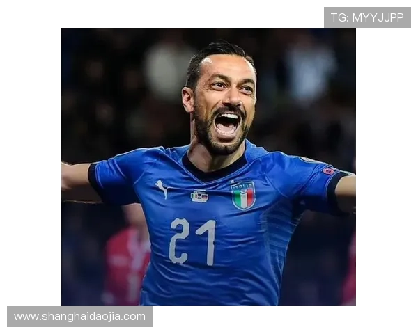 足球球星睡姿大揭秘 每一位球员的独特睡觉方式竟然如此有趣